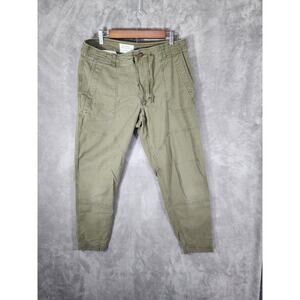 REI Co-op Men's 36x32 Beige Pants Outdoor Hiking Small Blemish